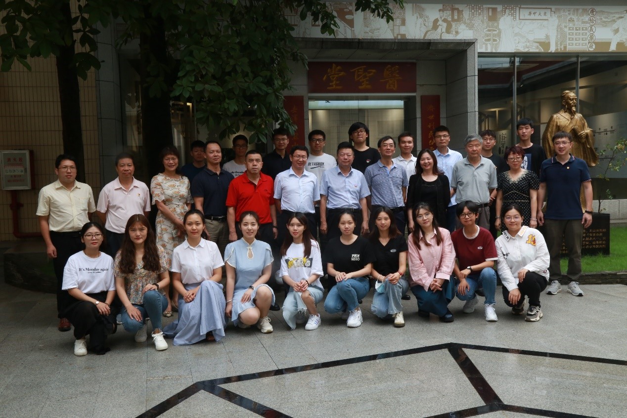 后浪来袭，Z6尊龙凯时有YOUNG ——2020年应届毕业生新员工豪华登。