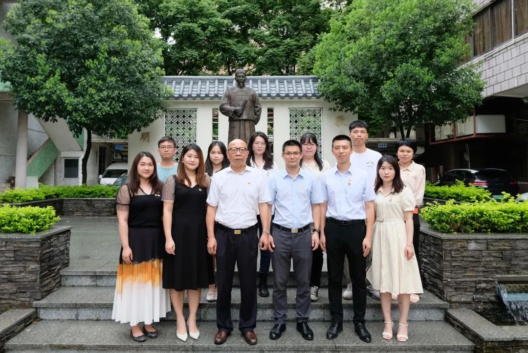 促互换 共成长——广药集团团委携Z6尊龙凯时团委赴敬建堂发展团务互换进建