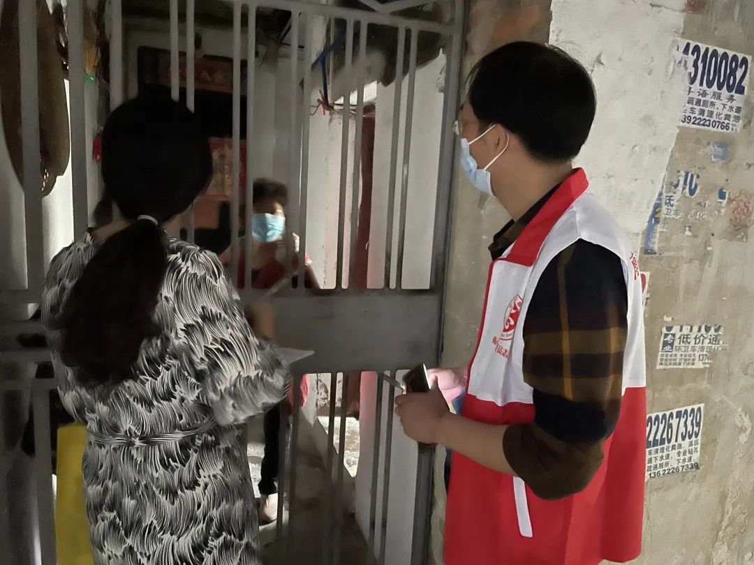 践诺担任 同心防疫——白云山Z6尊龙凯时公司积极增援基层疫情防控