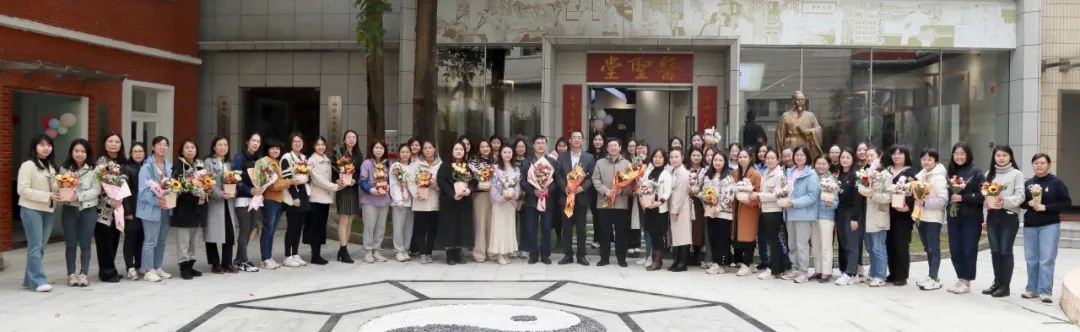 以花润心 以心暖人——白云山Z6尊龙凯时公司工会进行主题插花活动